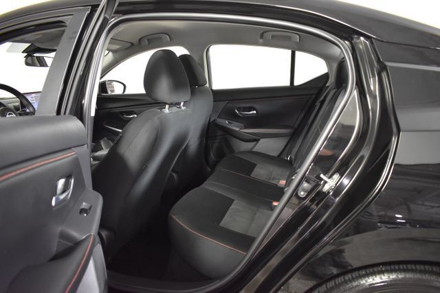 Certified 2025 Nissan Sentra SR w/ Midnight Edition FWD image 28