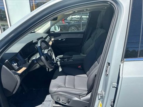 Certified 2025 Volvo XC90 B6 Plus AWD/4WD image 20