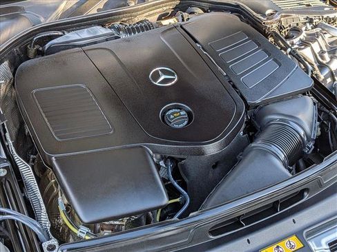 Certified 2025 Mercedes-Benz C 300 Sedan image 24