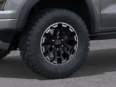 New 2026 GMC Canyon AT4 w/ AT4 Premium Package AWD/4WD image 9