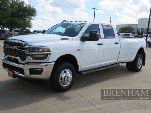 Used 2026 RAM 3500 Tradesman AWD/4WD image 8