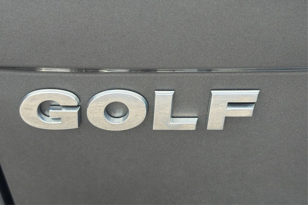 Used 2019 Volkswagen Golf S FWD image 24