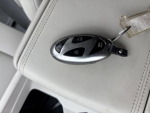 Used 2026 Hyundai Santa Fe SEL FWD image 18