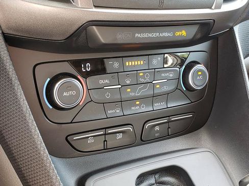Used 2020 Ford Transit Connect XL FWD image 22
