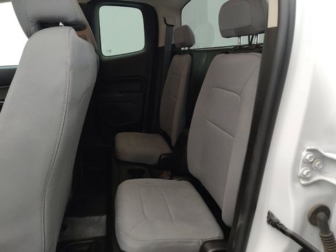 Used 2019 Chevrolet Colorado W/T w/ WT Convenience Package RWD image 18