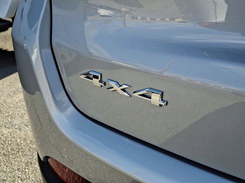 New 2026 Jeep Compass Latitude image 7