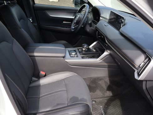 Used 2025 MAZDA CX-70 3.3 Turbo w/ Premium Package image 12