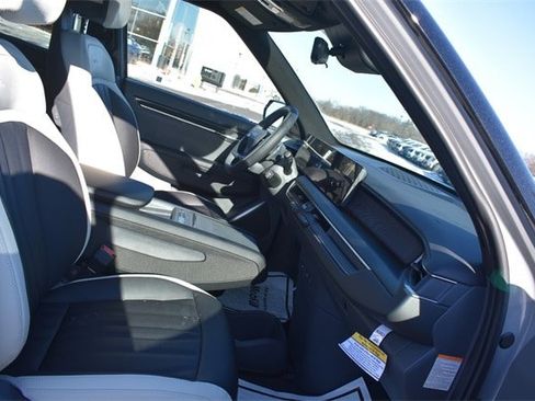 New 2026 Kia EV9 GT-Line image 14