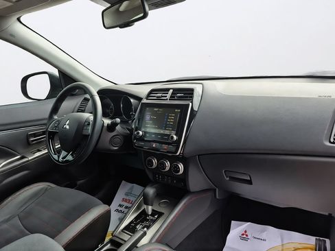 Used 2022 Mitsubishi Outlander Sport SE FWD image 24