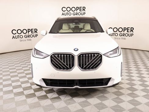 New 2026 BMW X3 xDrive30 w/ Premium Package image 8