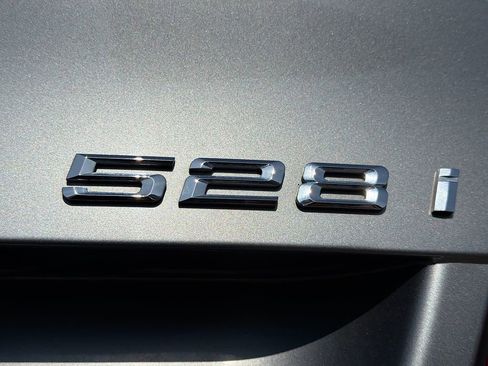 Used 2013 BMW 528i 528i image 11