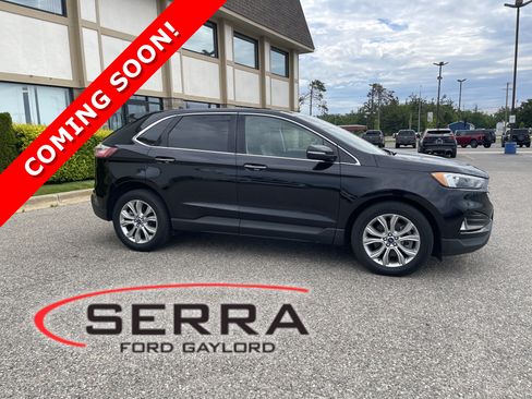 Used 2022 Ford Edge Titanium AWD/4WD image 1