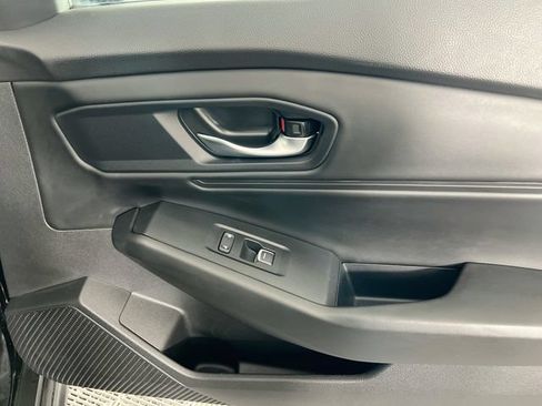 Certified 2024 Honda Accord EX image 31