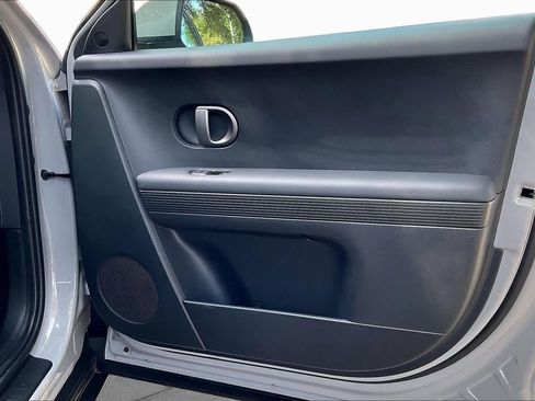 Used 2025 Hyundai Ioniq 5 SEL RWD image 22