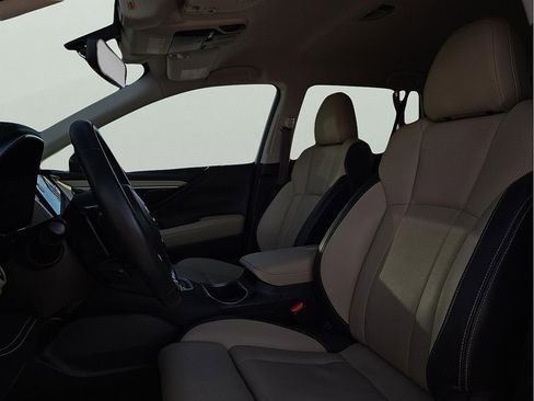 Used 2021 Subaru Outback Limited image 14