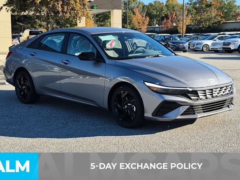 Certified 2026 Hyundai Elantra Sport FWD image 3
