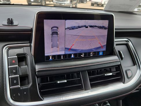 Used 2021 Chevrolet Suburban RST w/ Luxury Package image 8