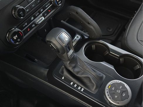 New 2025 Ford Bronco Big Bend w/ Black Diamond Package image 20