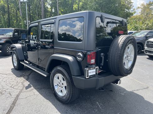 Used 2014 Jeep Wrangler Unlimited Sport w/ Quick Order Package 24S AWD/4WD image 5