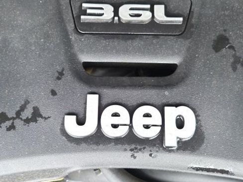 Used 2019 Jeep Wrangler Unlimited Rubicon AWD/4WD image 45