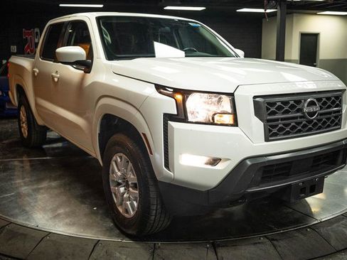 Used 2024 Nissan Frontier SV w/ SV Convenience Package AWD/4WD image 5