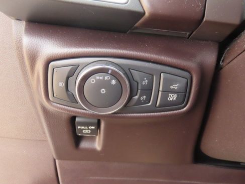 Used 2019 Lincoln Nautilus Black Label AWD/4WD image 18