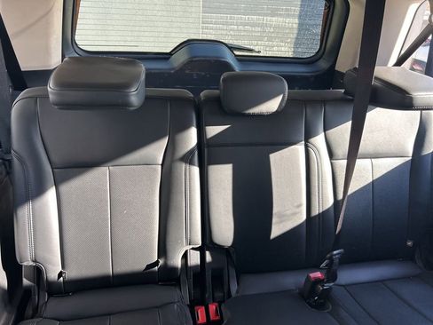 Used 2024 Ford Expedition Max XLT AWD/4WD image 18