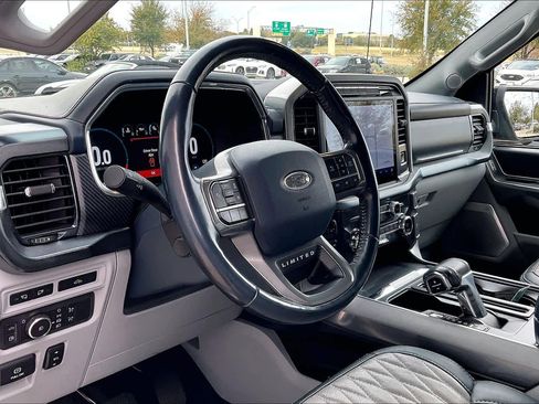 Used 2021 Ford F150 Limited image 16