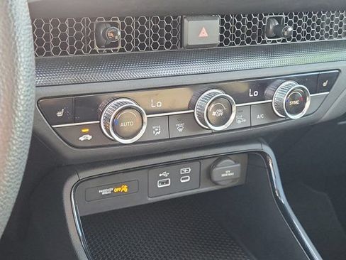 Used 2025 Honda CR-V EX image 26