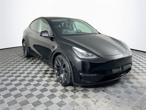 Used 2021 Tesla Model Y Performance image 8