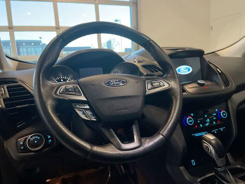 Used 2018 Ford Escape SEL image 14