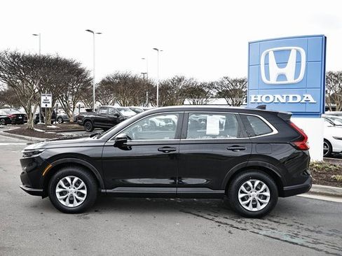 Used 2024 Honda CR-V LX image 4