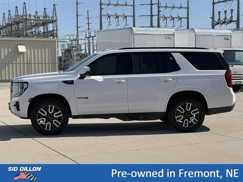 Certified 2021 GMC Yukon AT4 w/ Rear Media and Nav Package AWD/4WD image 9