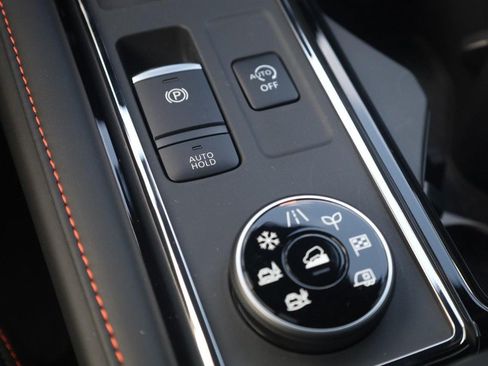 New 2026 Nissan Pathfinder Rock Creek w/ Rock Creek Premium Package AWD/4WD image 18