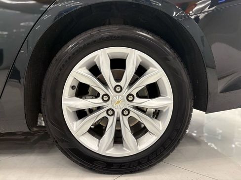 Used 2025 Chevrolet Malibu LT image 39