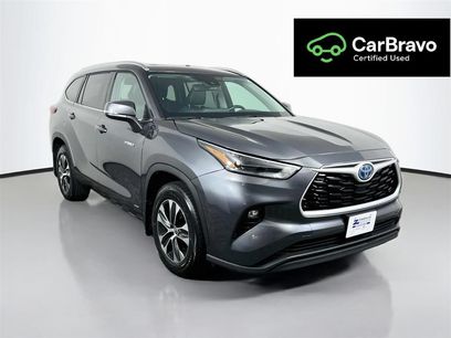 Used 2021 Toyota Highlander XLE