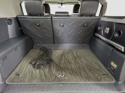 Used 2011 Toyota FJ Cruiser 4WD w/ Upgrade Pkg image 23