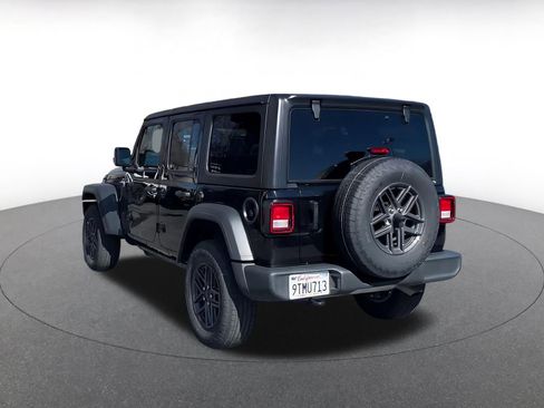 Used 2025 Jeep Wrangler Sport S AWD/4WD image 12