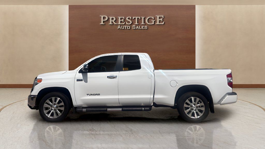 Used 2016 Toyota Tundra Limited w/ Limited Premium Package RWD image 2
