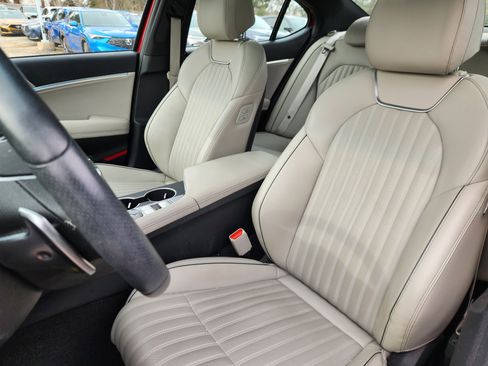 Used 2023 Genesis G70 3.3T w/ Sport Advanced Package image 8