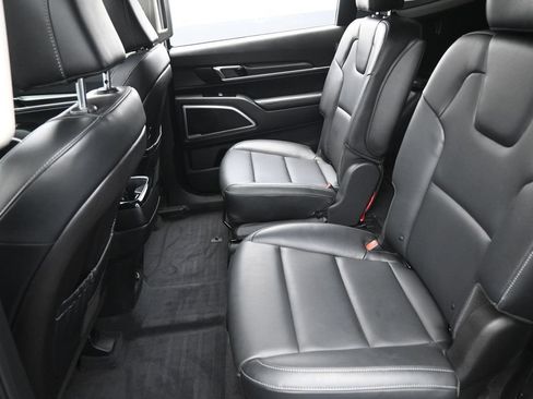 Used 2025 Kia Telluride S FWD image 29