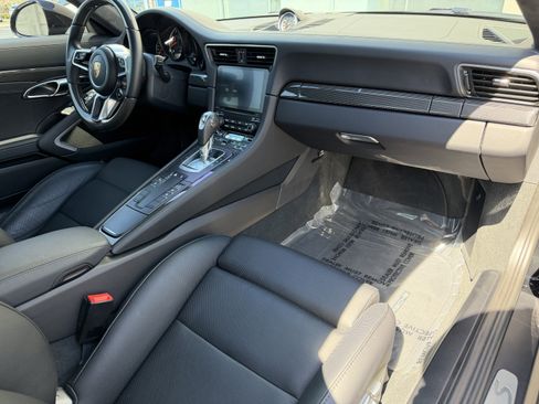 Certified 2017 Porsche 911 Turbo S image 14