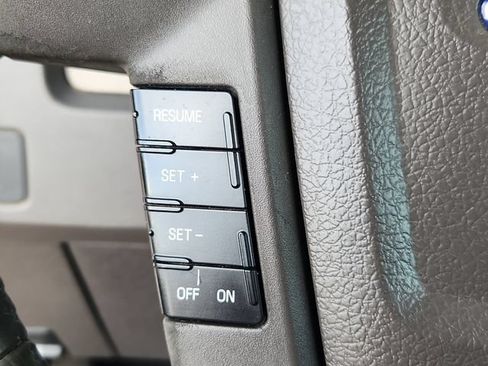 Used 2010 Ford F150 XLT AWD/4WD image 17
