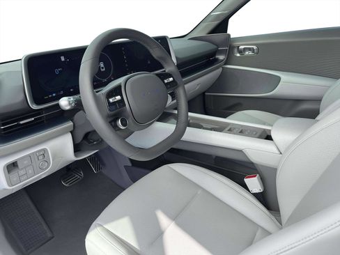 New 2025 Hyundai Ioniq 6 Limited image 14