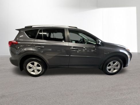 Used 2014 Toyota RAV4 XLE AWD/4WD image 41