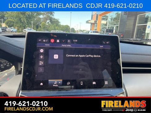 Used 2022 Jeep Compass Limited AWD/4WD image 15