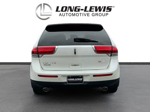 Used 2012 Lincoln MKX Base image 5