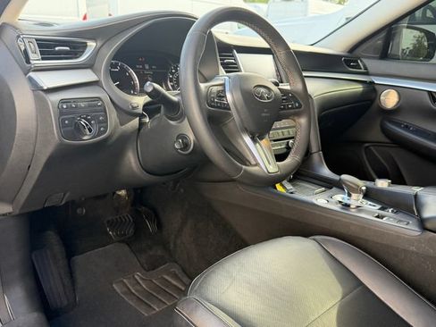 Used 2020 INFINITI QX50 Sensory w/ Proactive Package FWD image 11