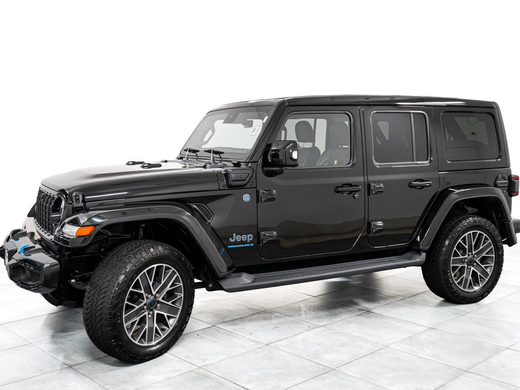 Used 2024 Jeep Wrangler High Altitude AWD/4WD image 4