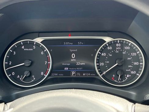 Used 2025 Nissan Sentra SV FWD image 29